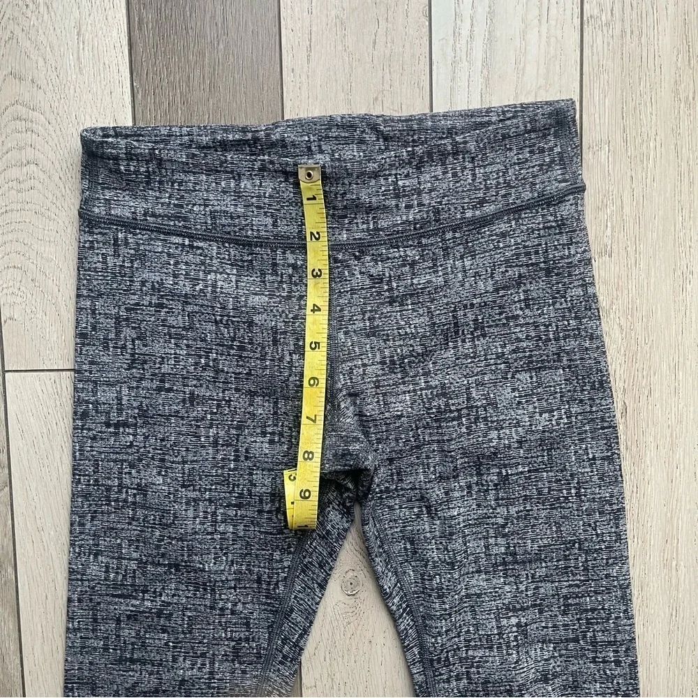 Ivivva Black and Gray Patterned Leggings